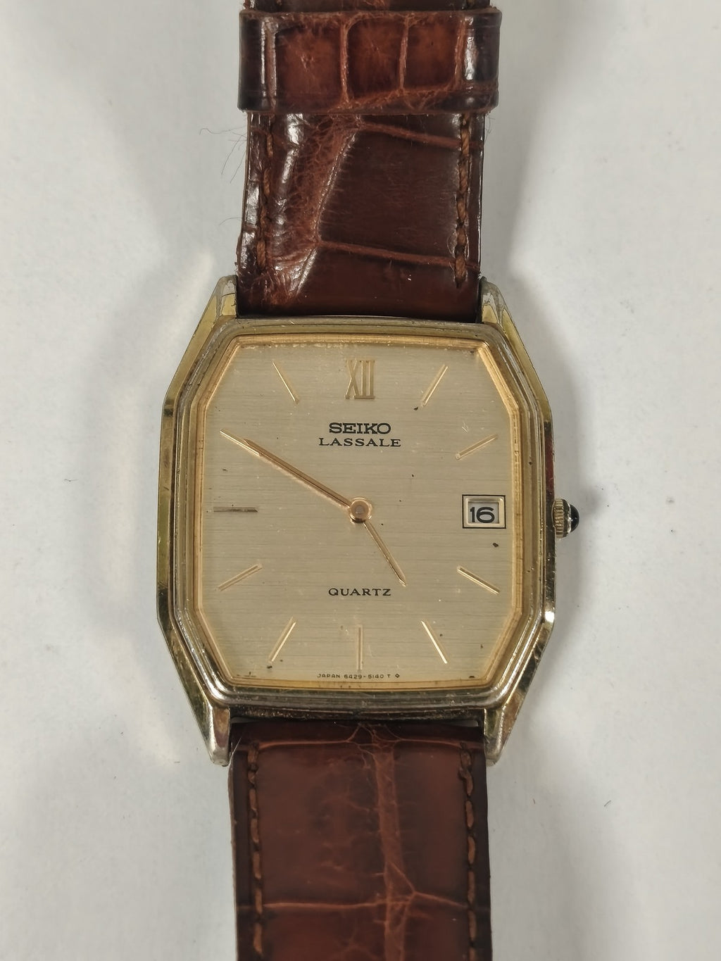 Montre homme Seiko Lassale quartz vintage boîtier doré cuir dateur fin
