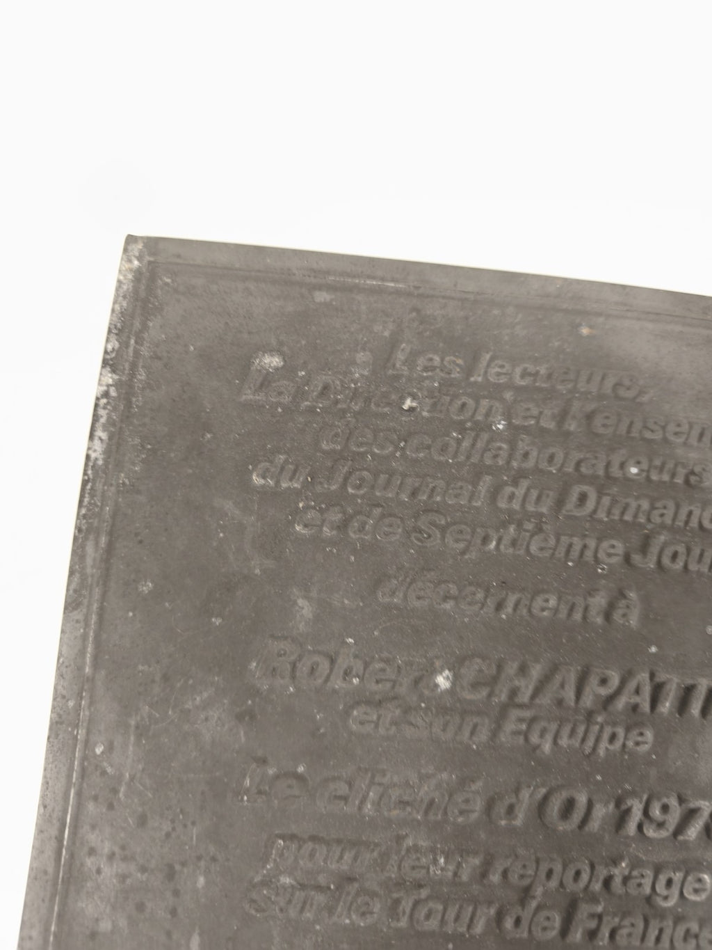 Plaque métal ancienne Septième Jour Journal du Dimanche 1979 presse vintage