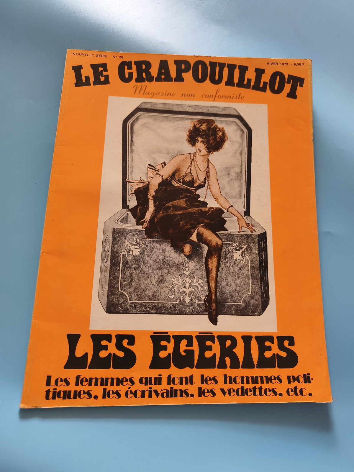 Magazine vintage Les Crapouillots ancien numéro rétro collection presse France