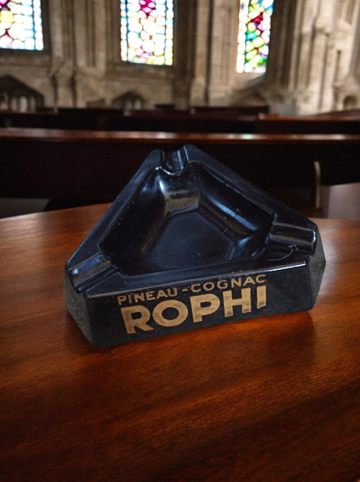 Cendrier vintage céramique Rophi Pineau Cognac noir publicitaire triangle