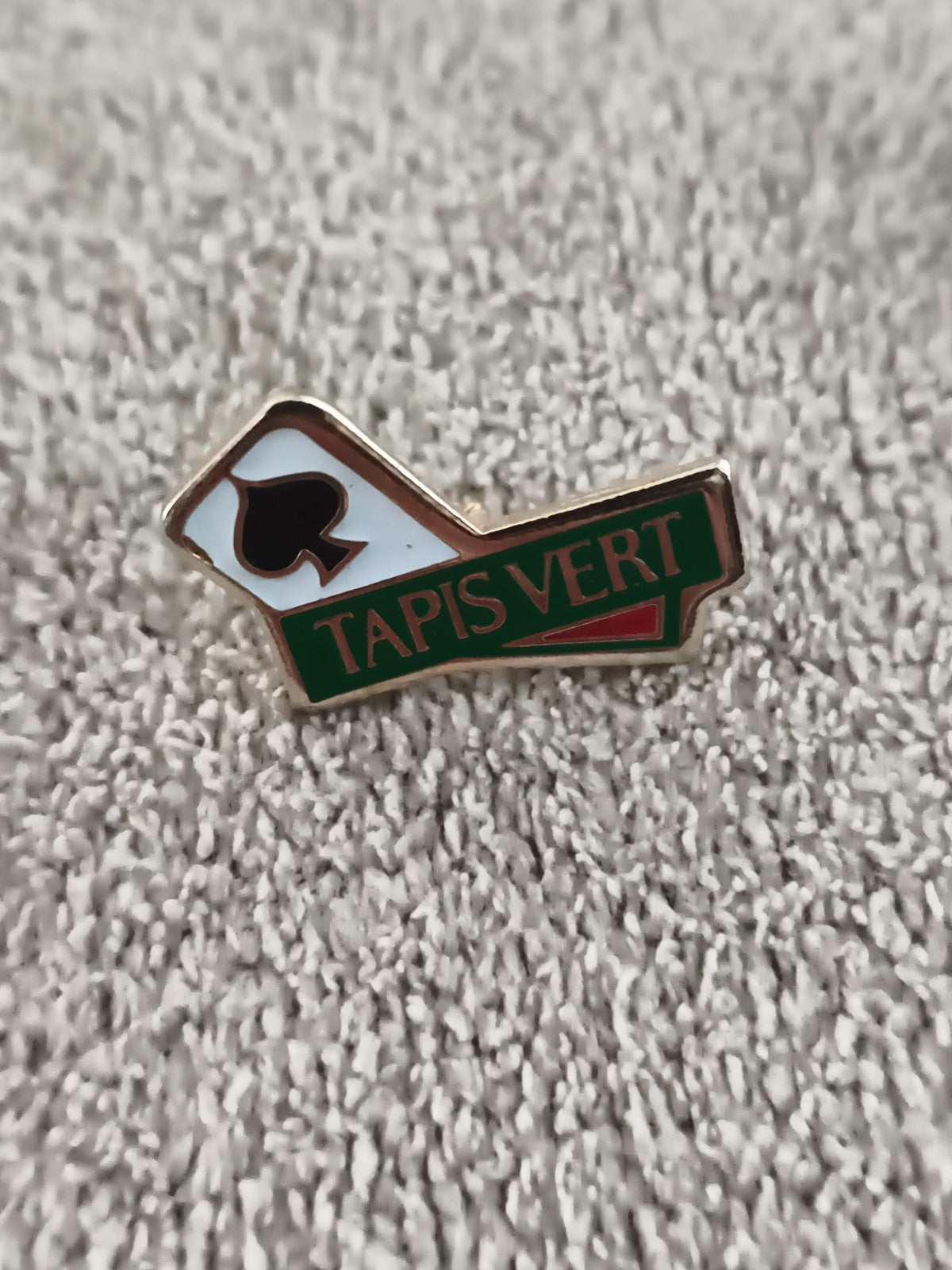 Pin's vintage Tapis Vert jeu de cartes émaillé casino poker (Ref 6)