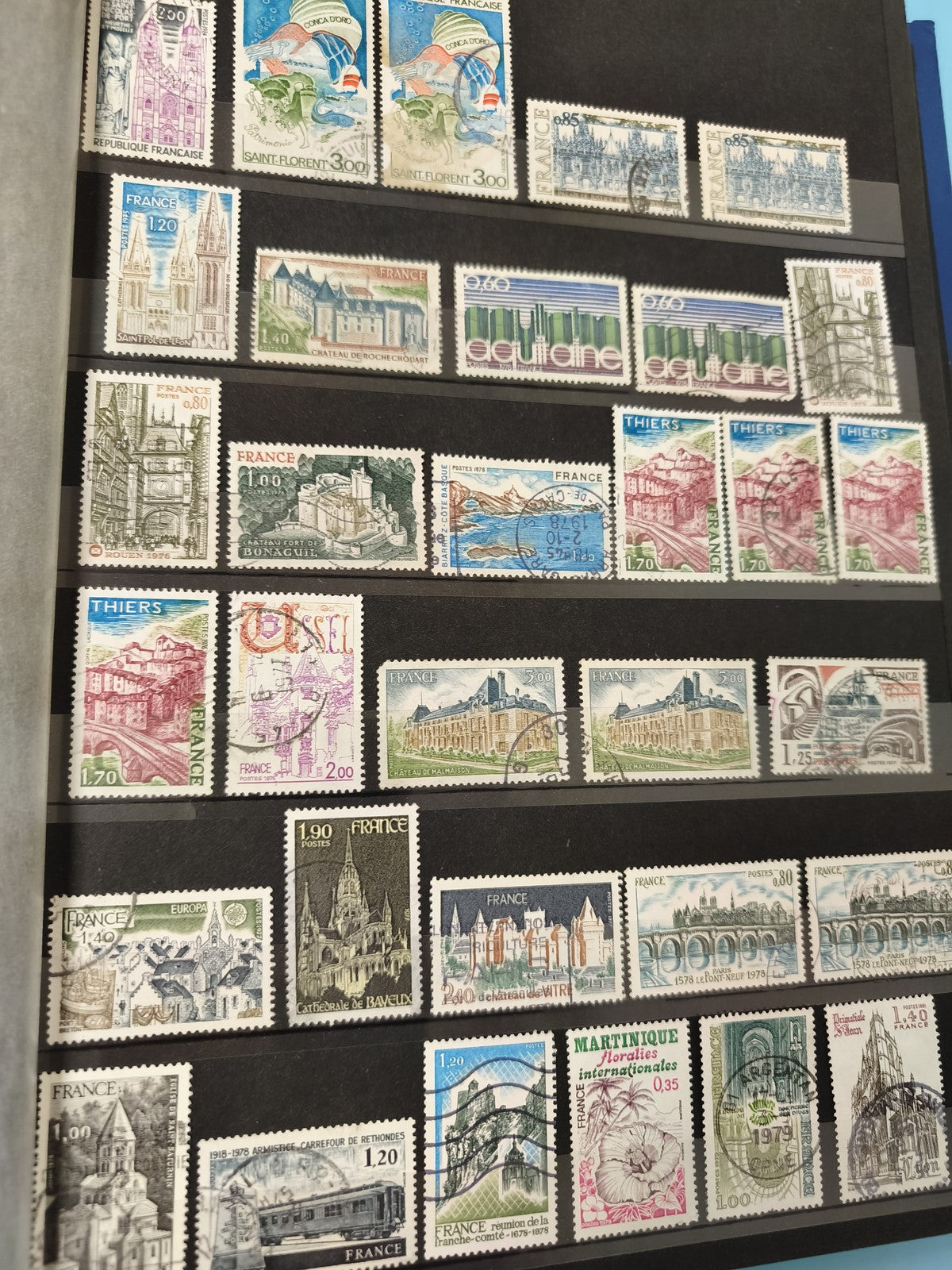 Lot anciens timbres oblitérés France monuments châteaux paysages vintage
