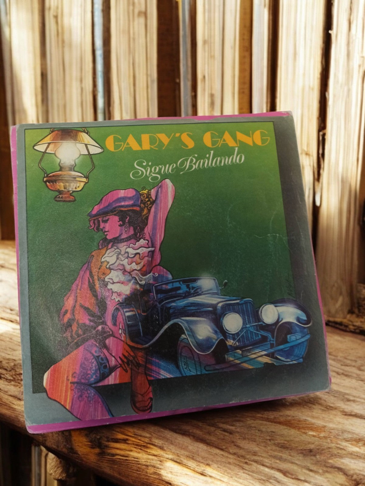 Vinyle 45 tours Gary's Gang Sigué Bailando vintage rétro pochette illustrée