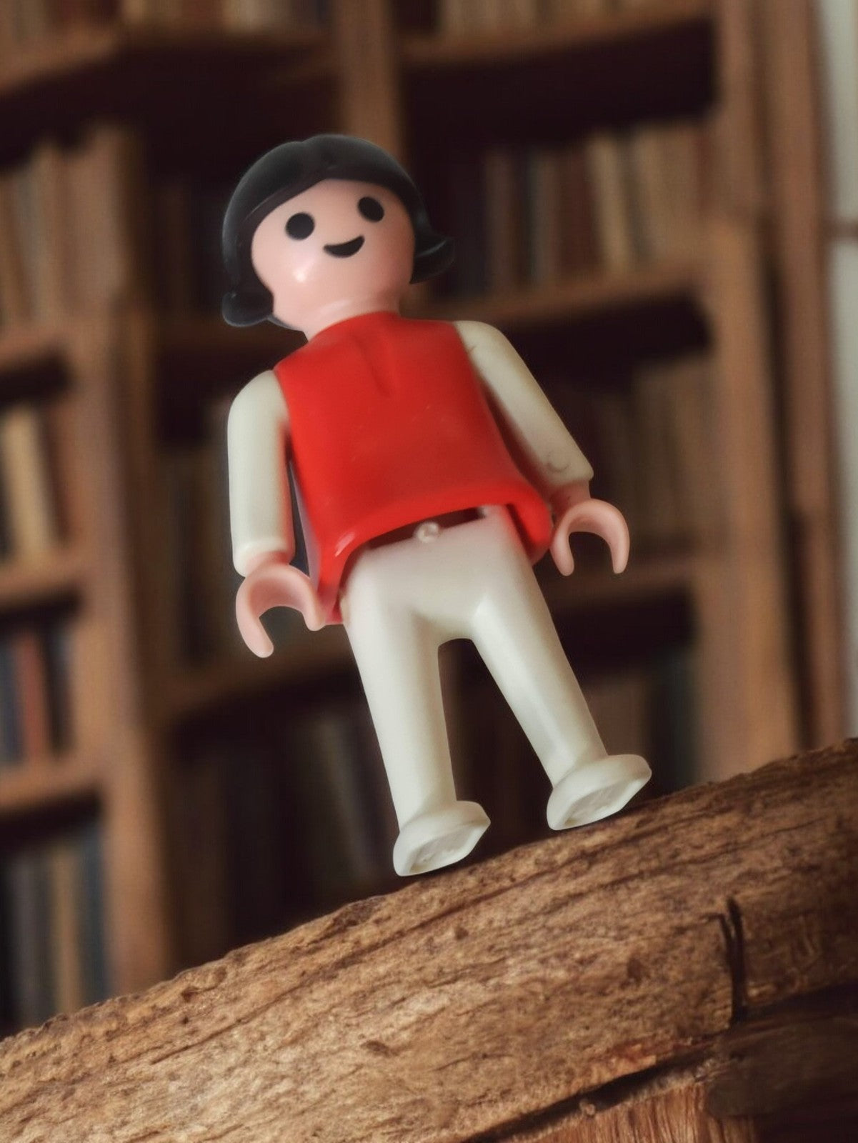 Figurine Playmobil vintage années 70 rouge blanc ancien rétro jouet