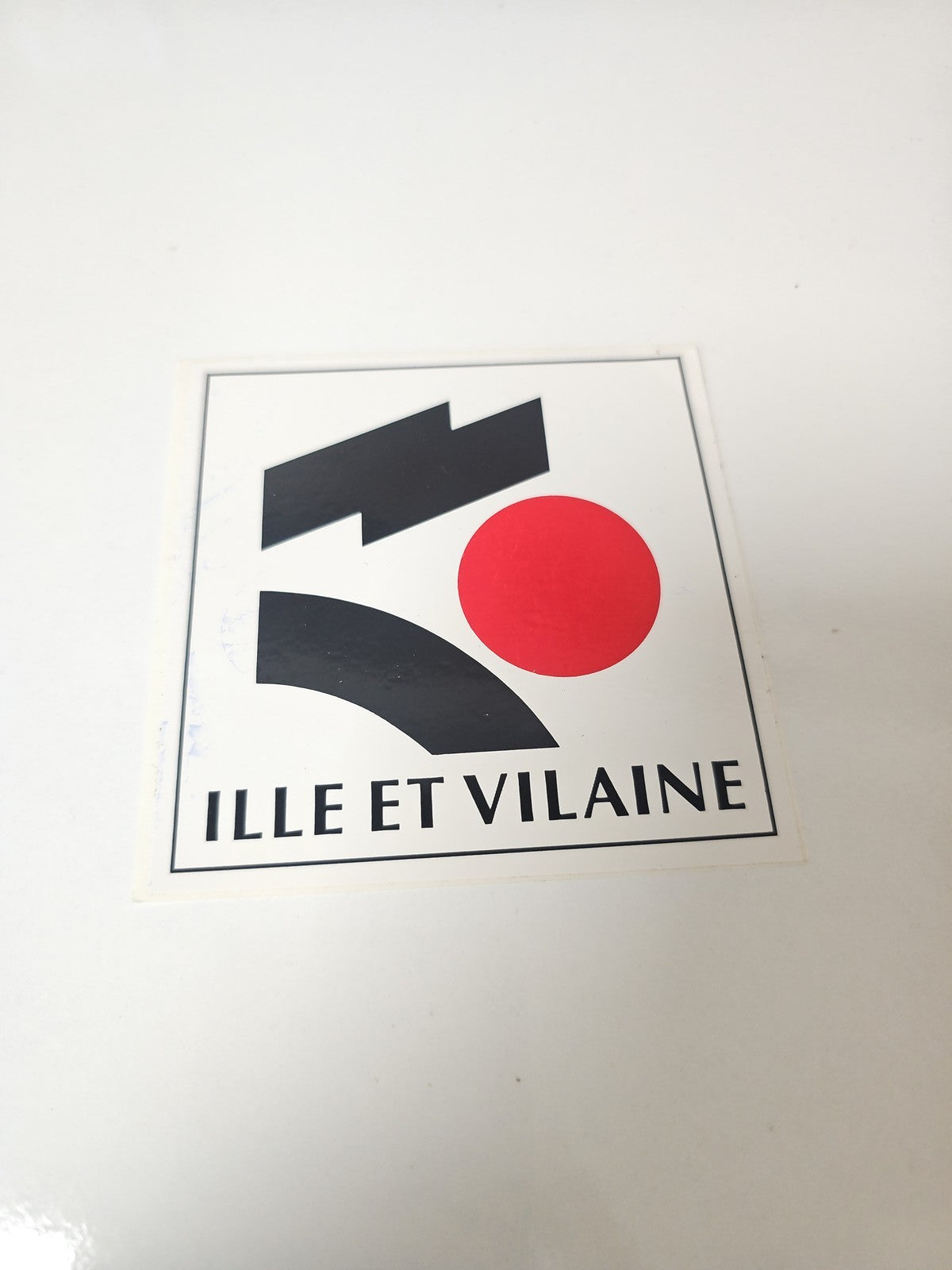 Vintage autocollant publicitaire ancien Ille-et-Vilaine rétro déco collection