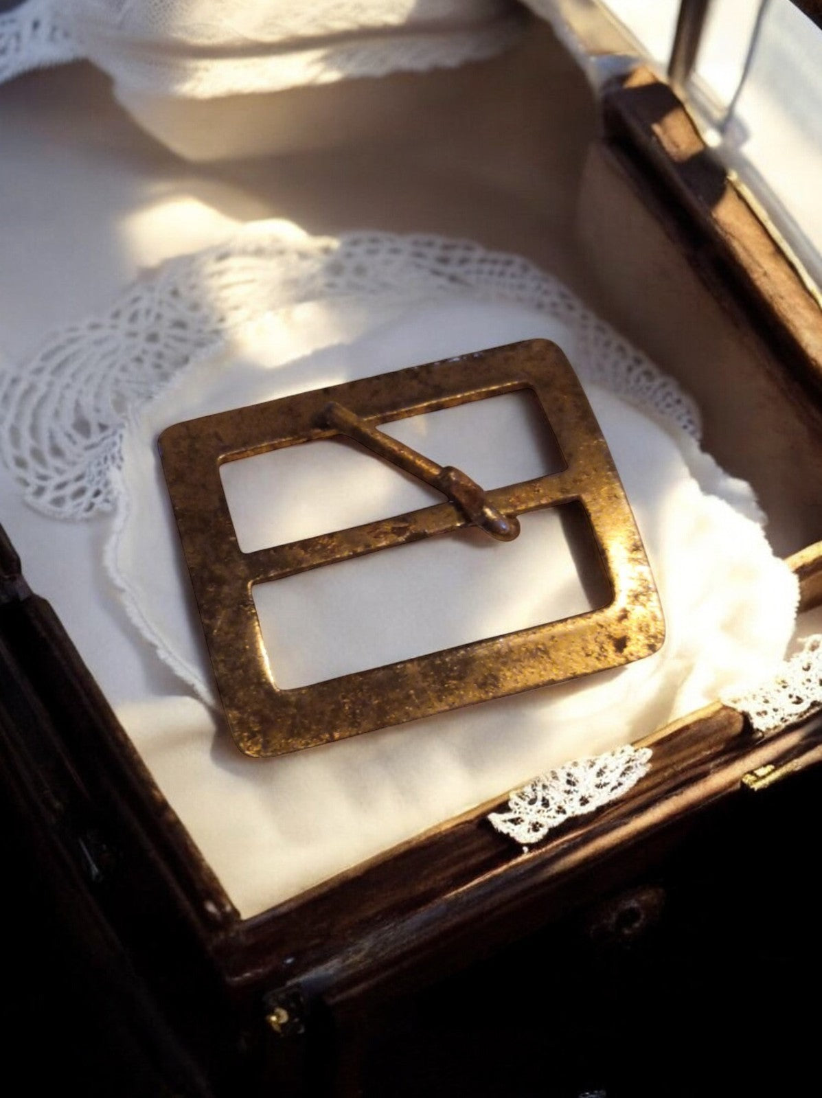 Vintage rectangular tarnished gold-tone metal belt buckle retro antique