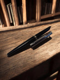 Stylo plume vintage noir capuchon métal ancien rétro écriture d'époque rare