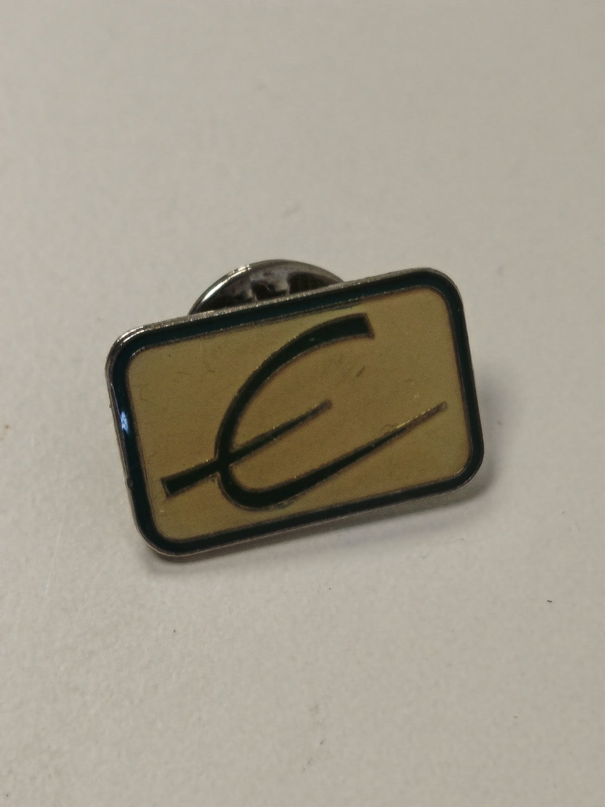 Old retro pin, vintage collector's badge, original 80s-90s accessory