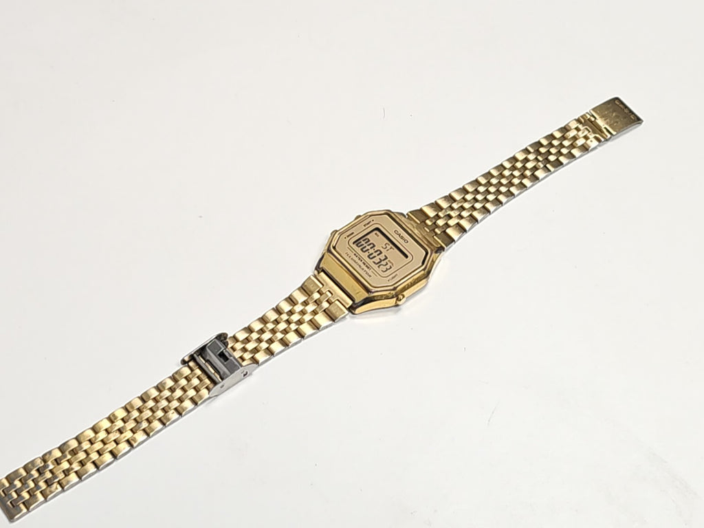Montre Casio femme rétro LA680WE champagne, collection vintage ancienne, occasio