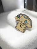 Pin's vintage maillot Olympique de Marseille OM rétro Khalifa Airways badge