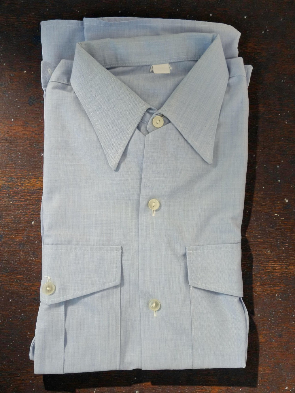 Chemise militaire vintage bleu clair ancien modèle capitaine authentique