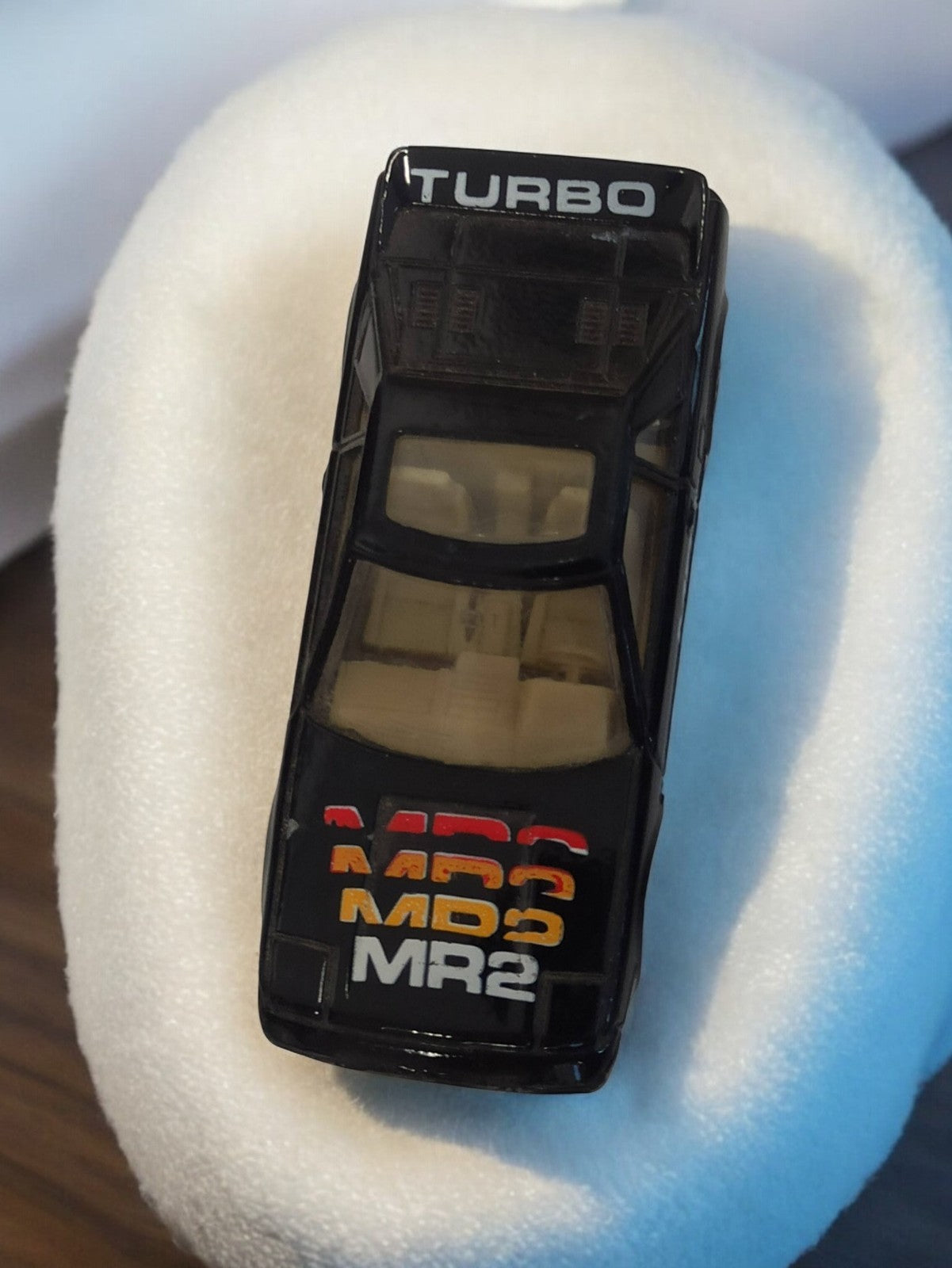 Voiture miniature vintage MR2 Turbo noire, modèle rétro déco