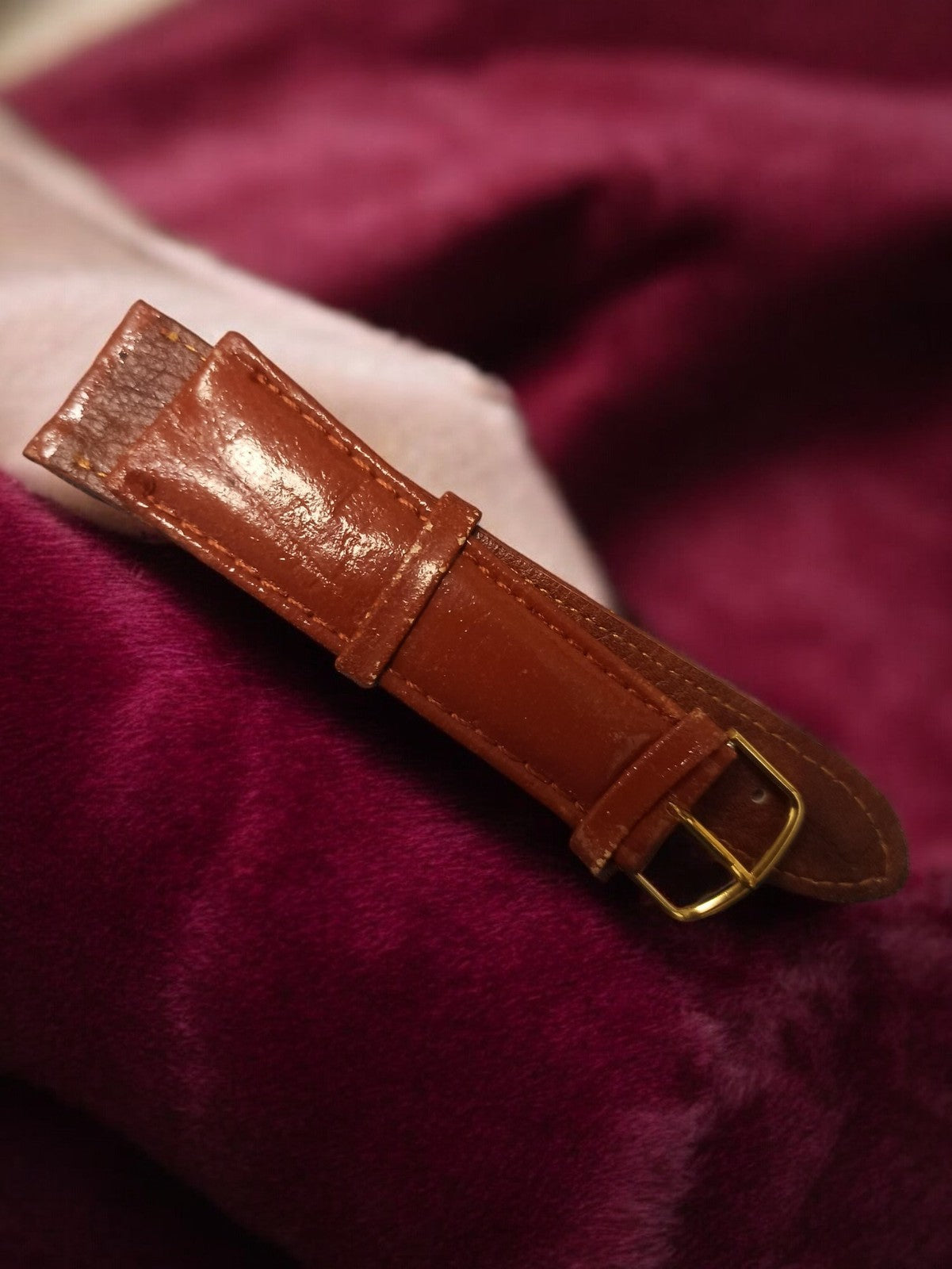 Bracelet montre vintage cuir véritable marron boucle dorée rétro ancien