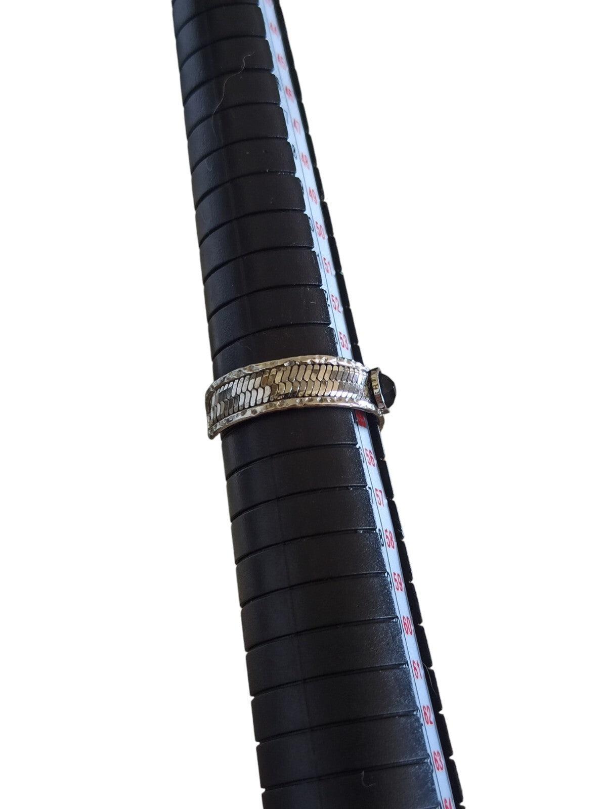 Bague rétro argentée pierre noire facettée vintage années 80 fantaisie T55