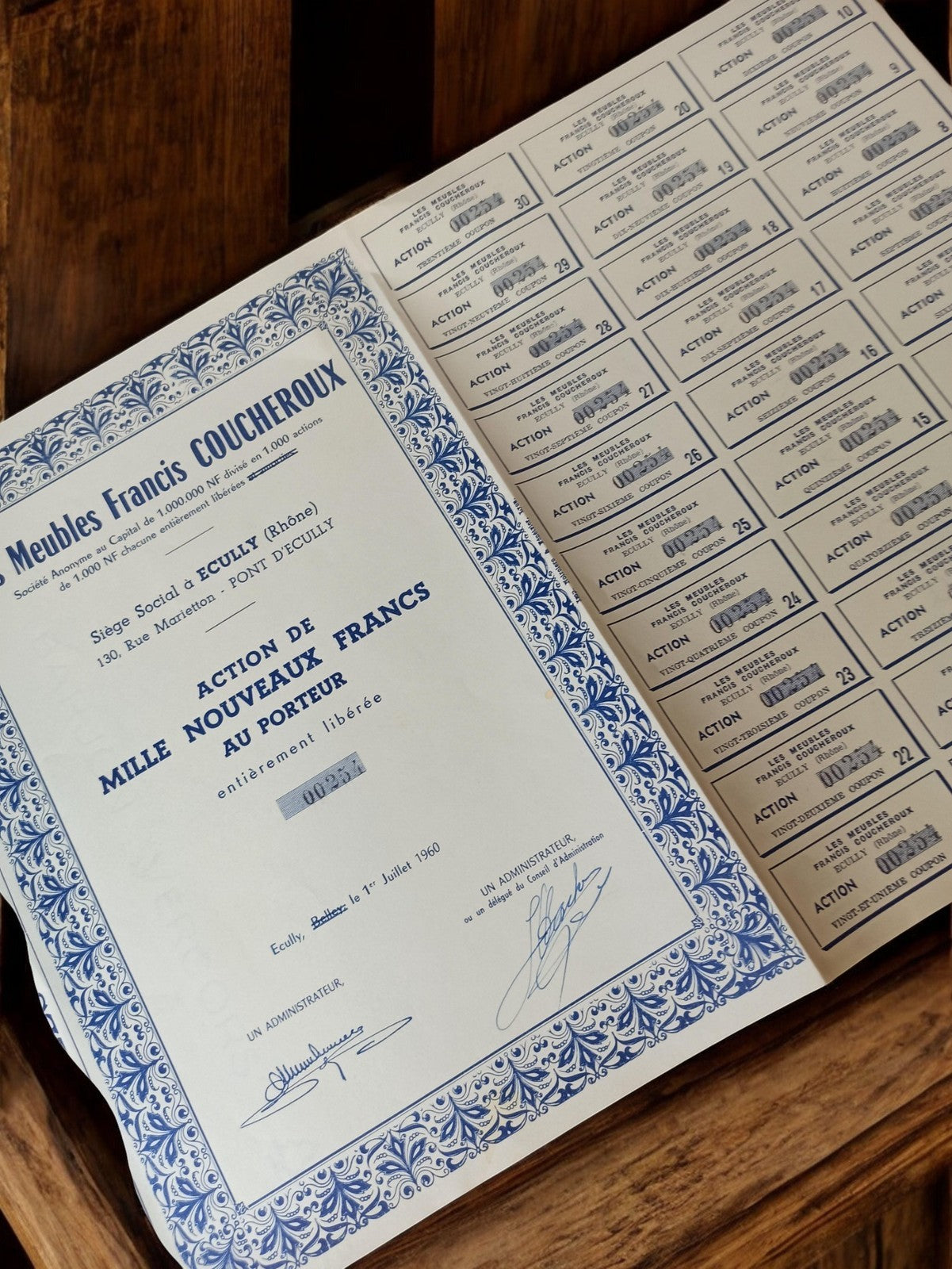 Action au porteur Meubles Francis Coucheroux 1960 papier financier vintage rétro