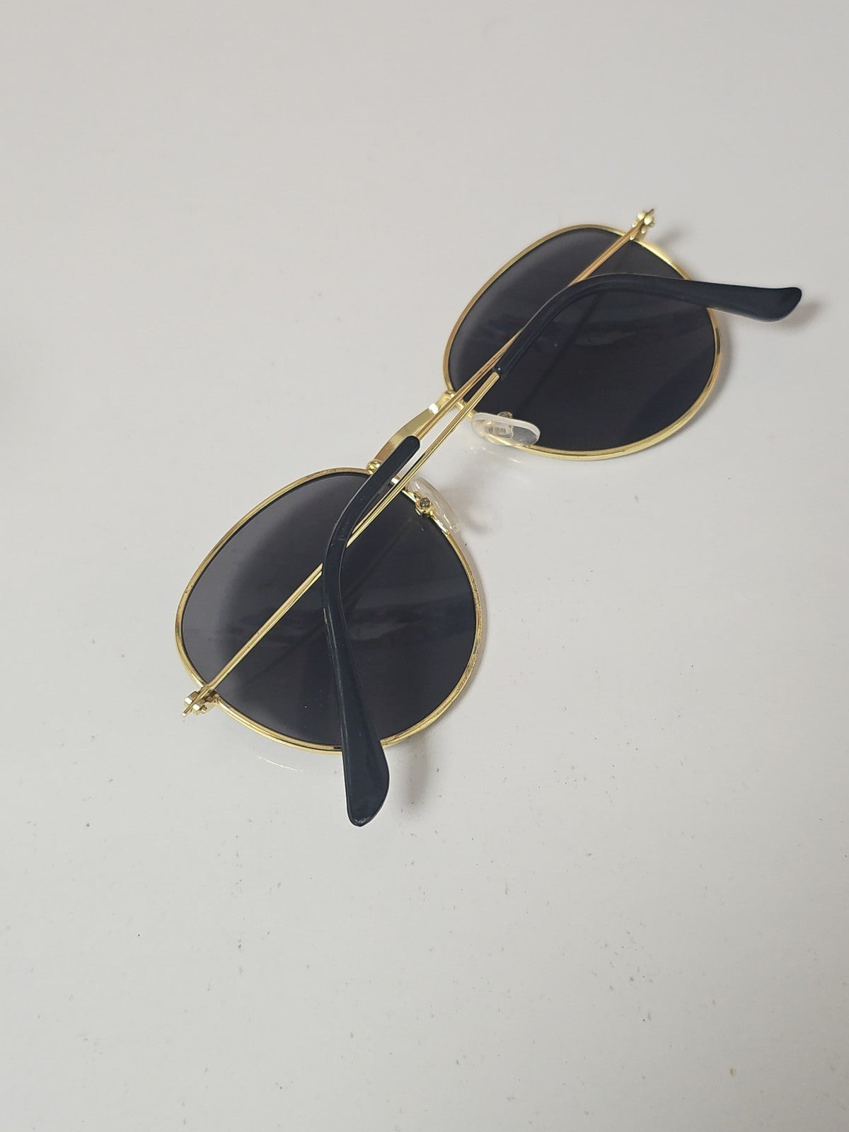 Paire de lunettes unisexes GÉNÉRIQUE monture sobre accessoire optique occasion