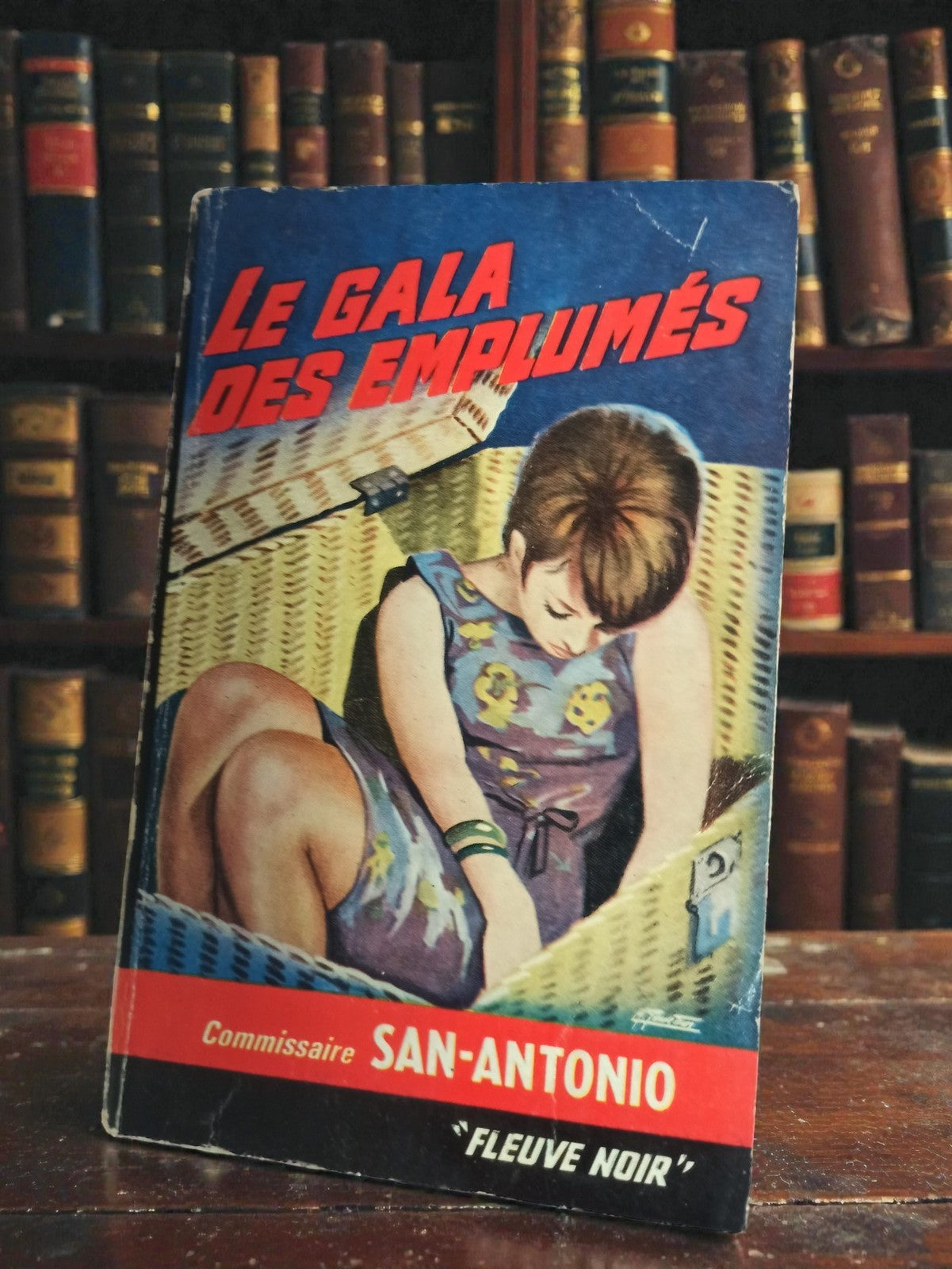 Livre de poche vintage San-Antonio Le Gala des Emplumés Fleuve Noir ancien polar