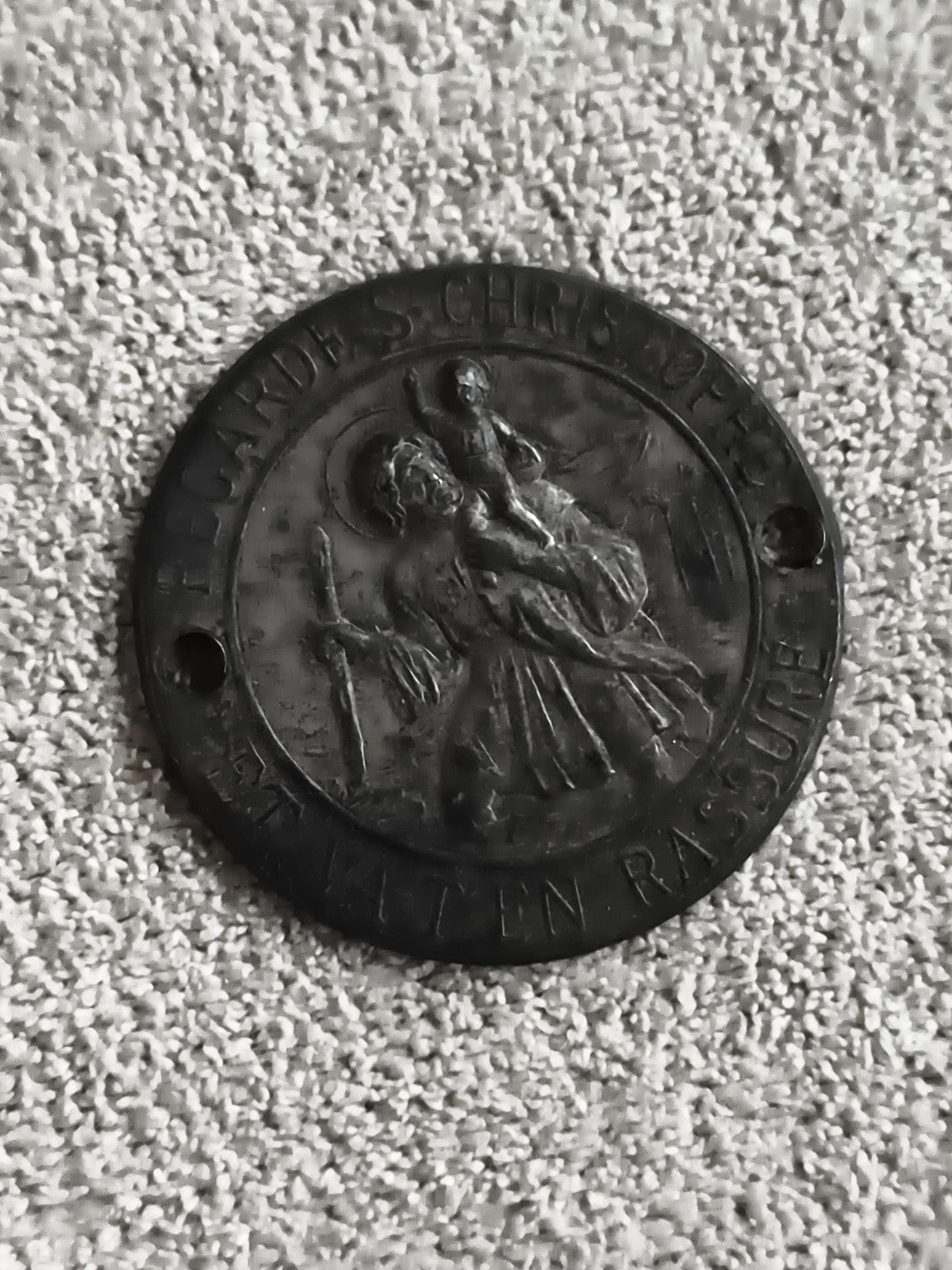 Médaille ancienne Saint Christophe ronde, plaque religieuse, métal foncé