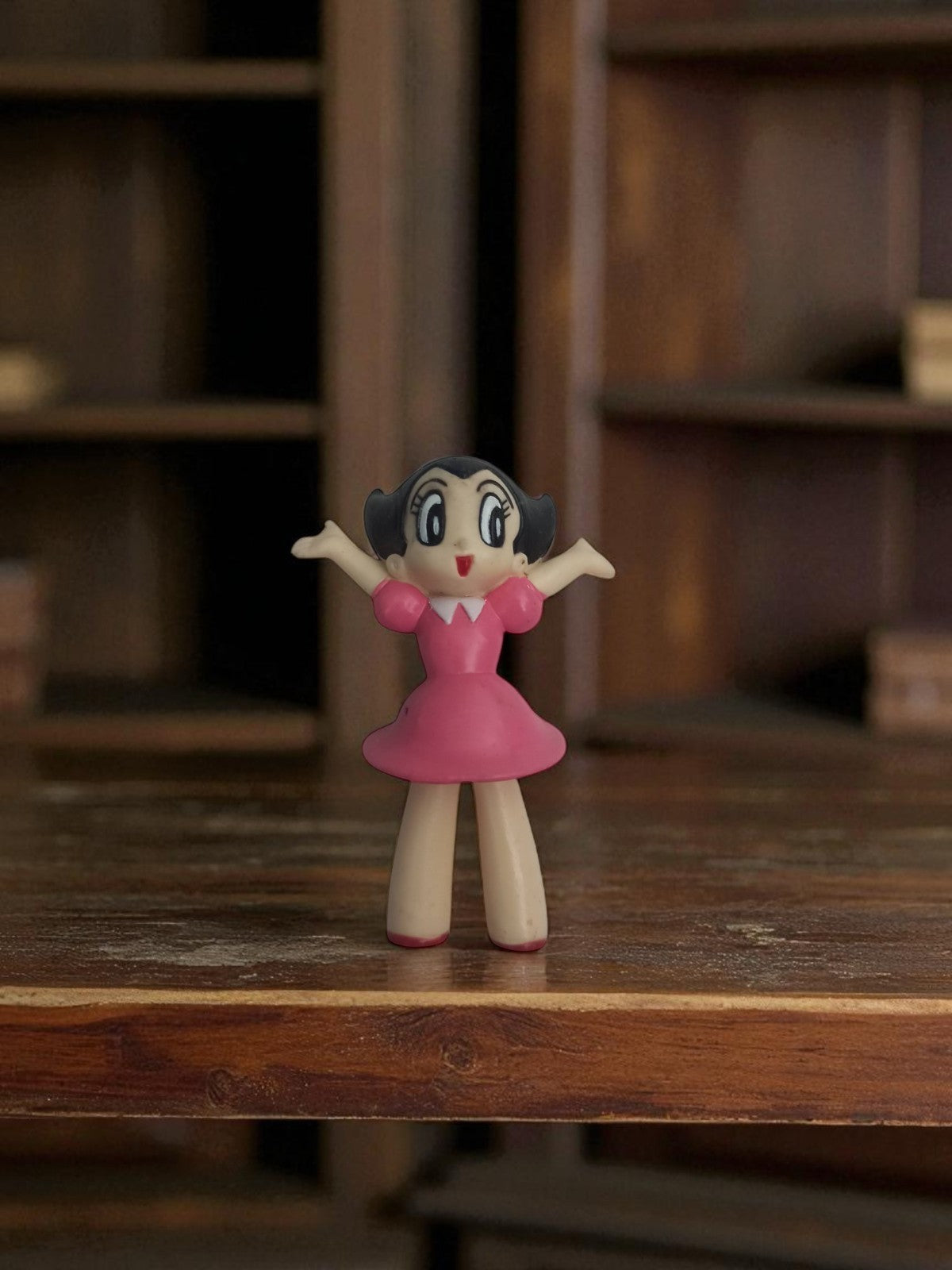 Figurine Uran Astro Boy Osamu Tezuka Gashapon robe rose