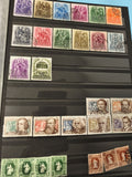 Lot anciens timbres oblitérés Hongrie Magyar Posta couleurs variées philatélie