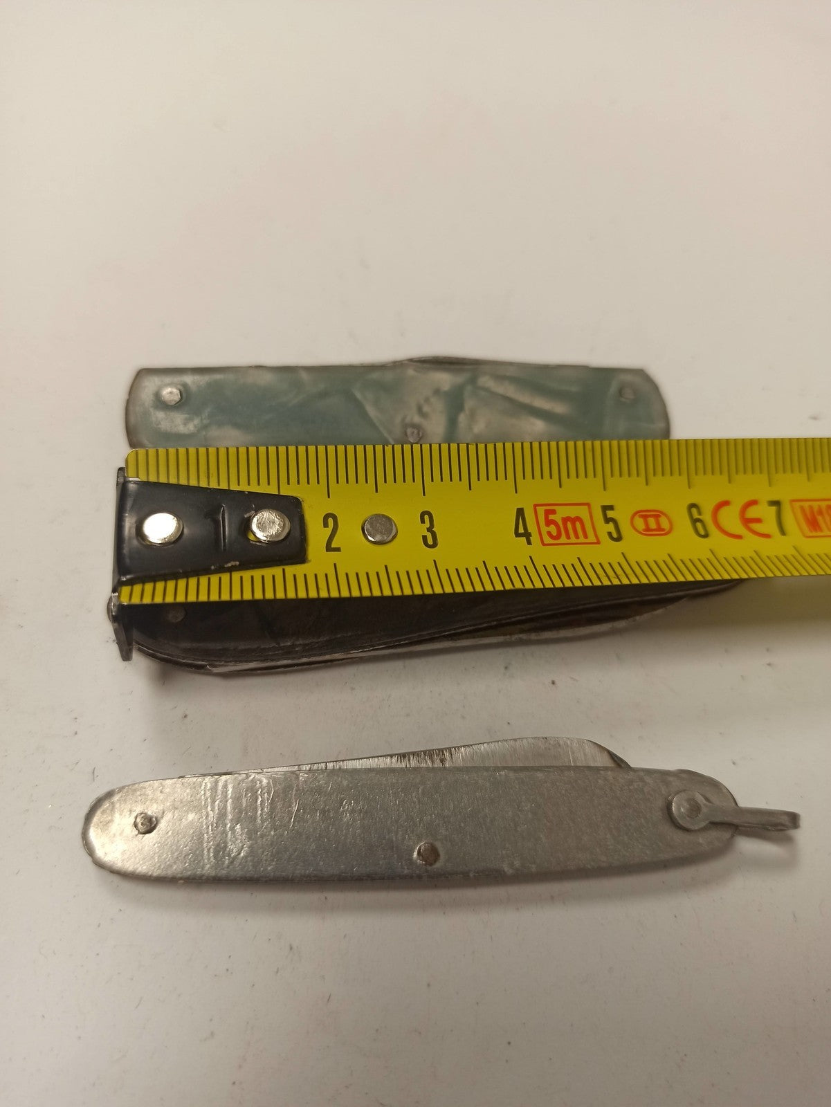 Lot 3 couteaux pliants vintage ancien rétro années 70, manche métal et plastique