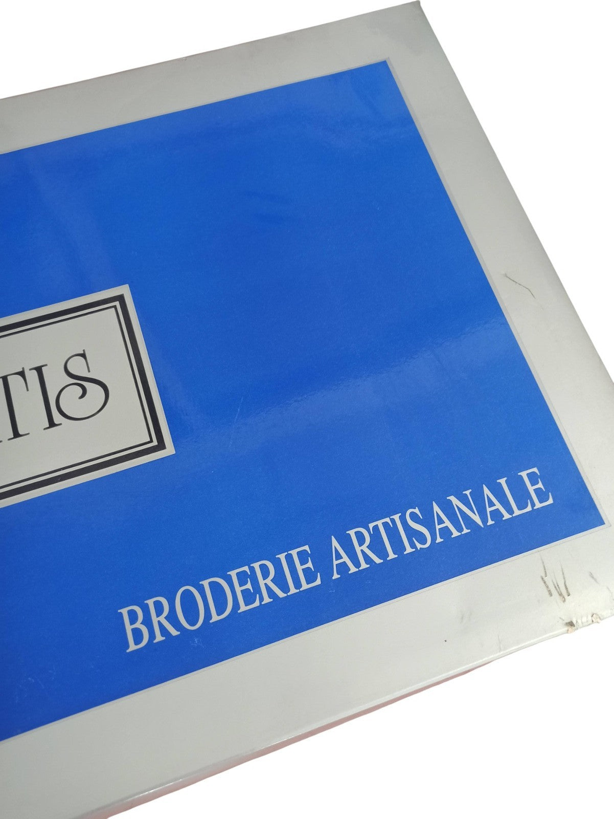 Parure de lit ISATIS linge de luxe broderie artisanale vintage rétro