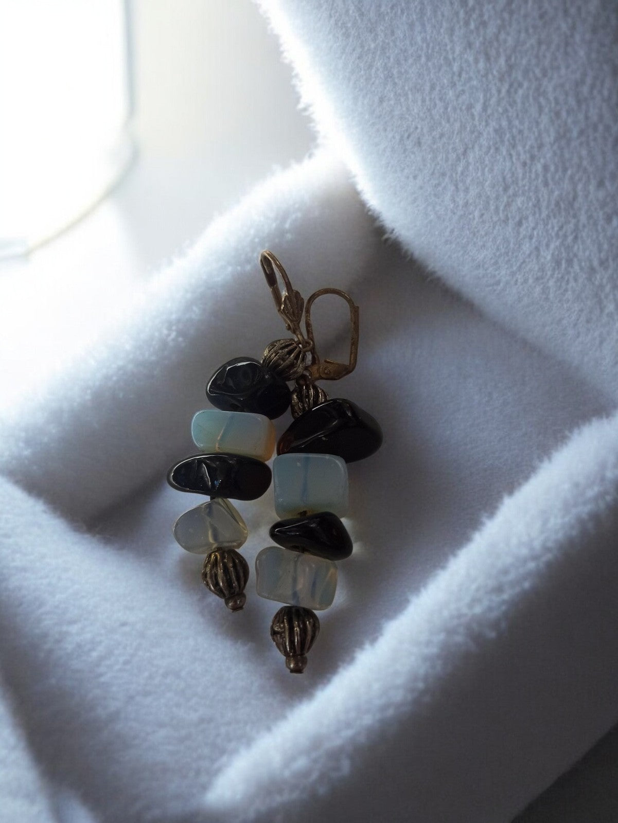 Paire boucles d’oreilles vintage opaline obsidienne pierres naturelles rétro