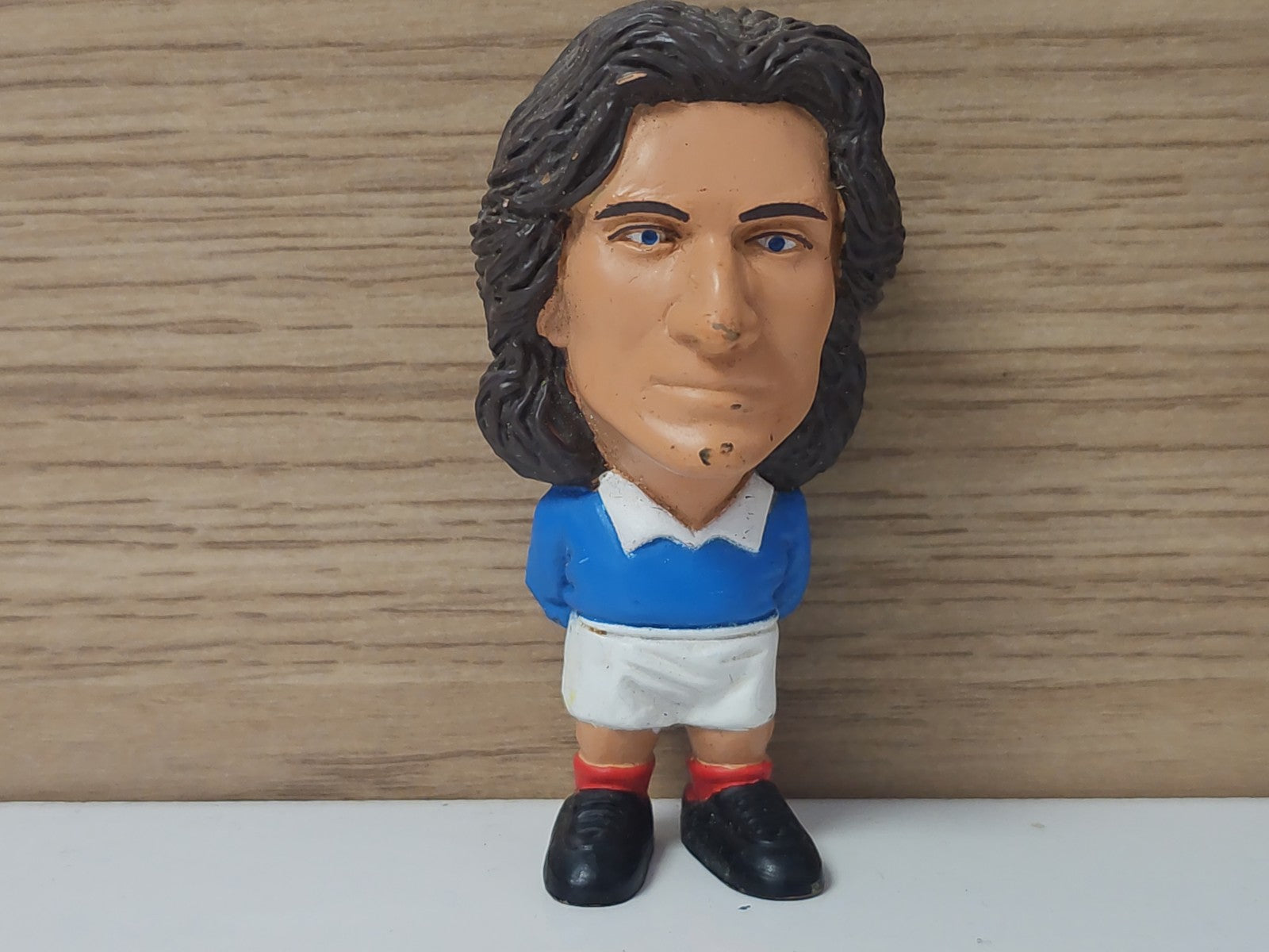 Figurine David Ginola TCC 1997 joueur football miniature rétro sport déco
