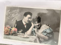 Carte postale ancienne Joyeux Noël CPA scène couple rétro début XXe