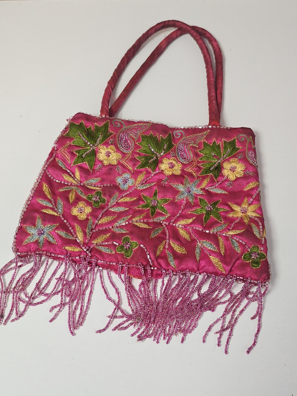 Petit sac à main rétro vintage ancien, accessoire mode femme collection