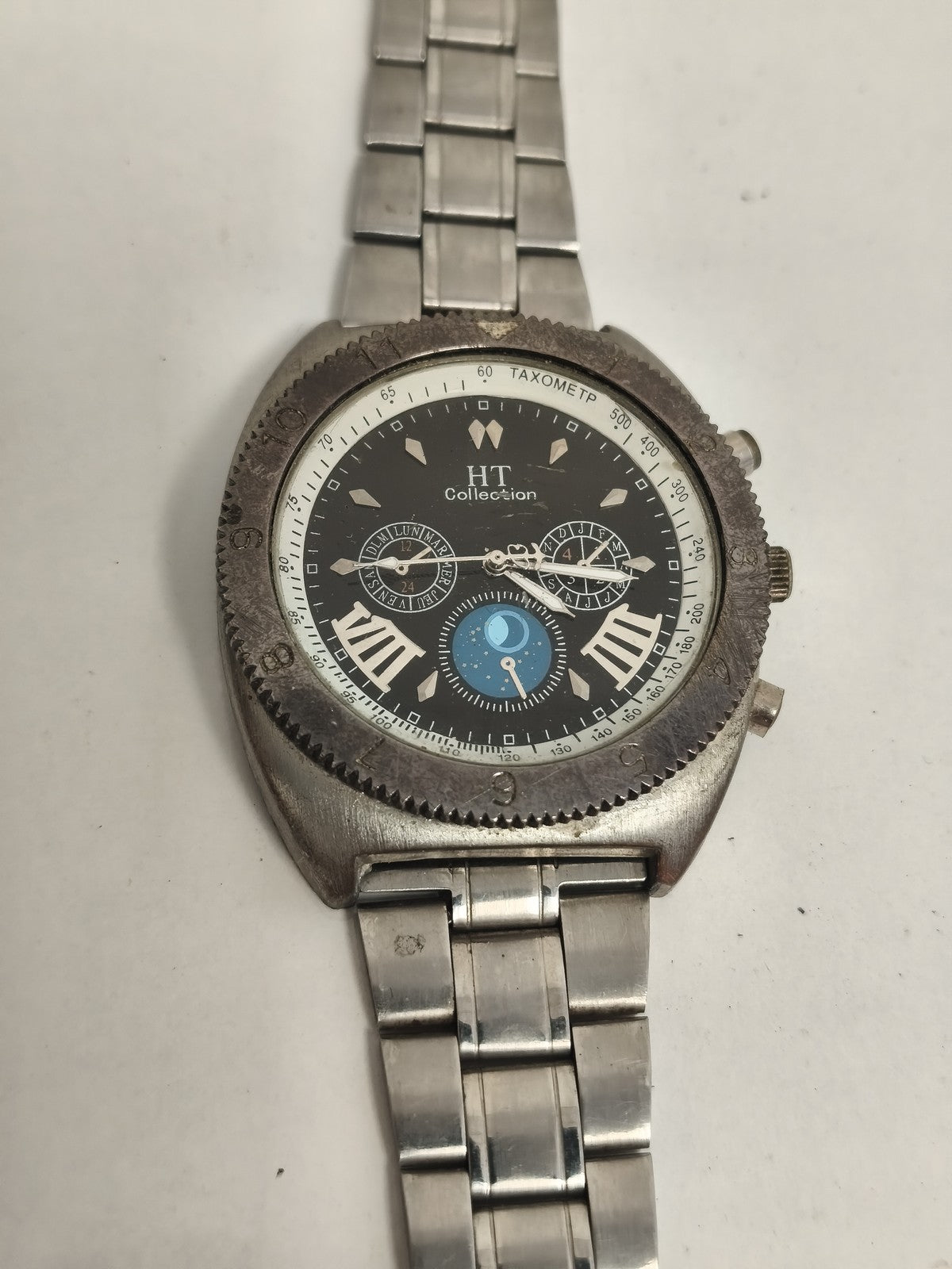 Montre vintage HT Collection homme acier, tachymètre, cadran noir, non testée