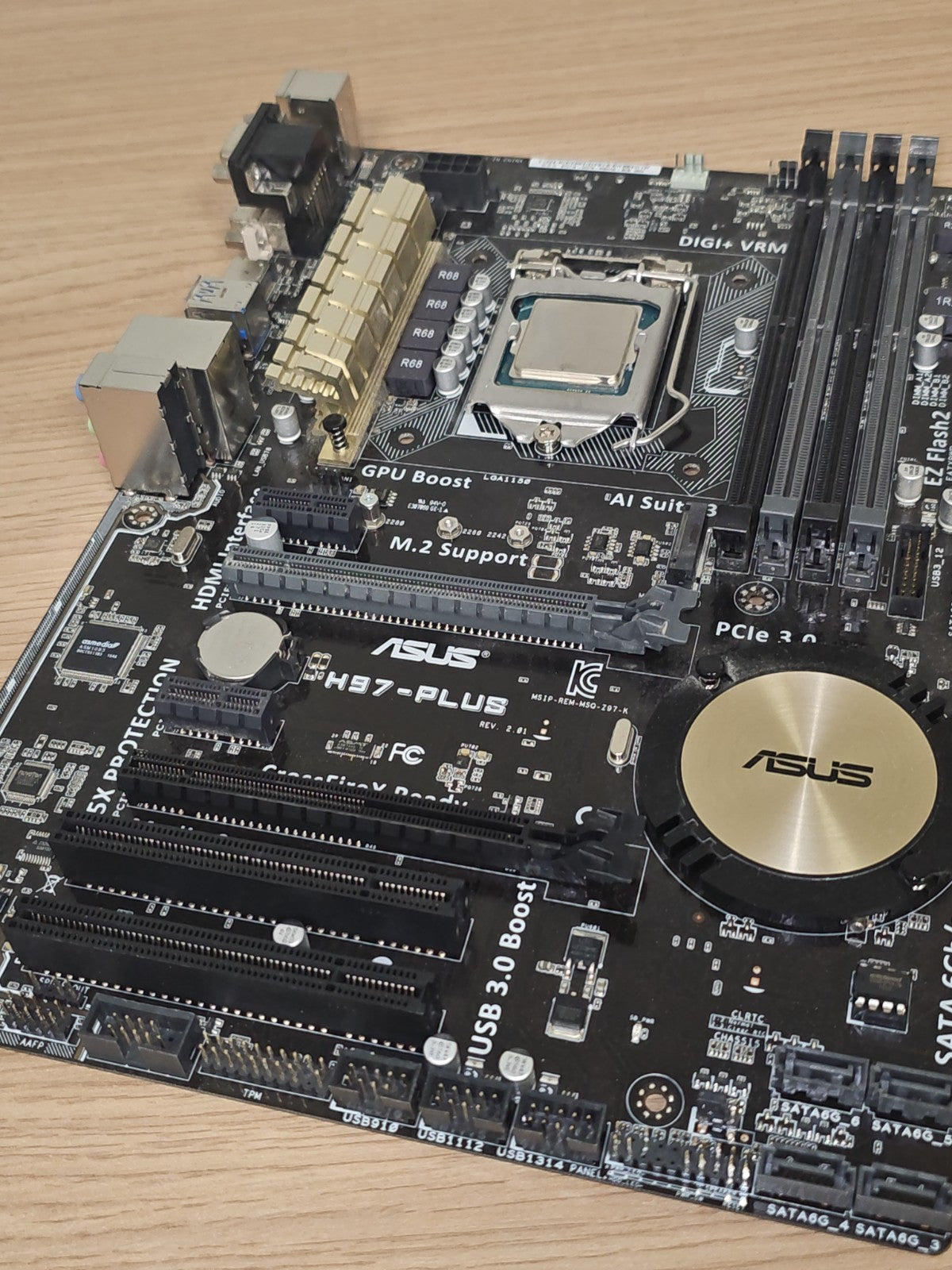 Carte mère Asus ASRock 970 Extreme3 non testée en l'état avec Processeur I5-4590