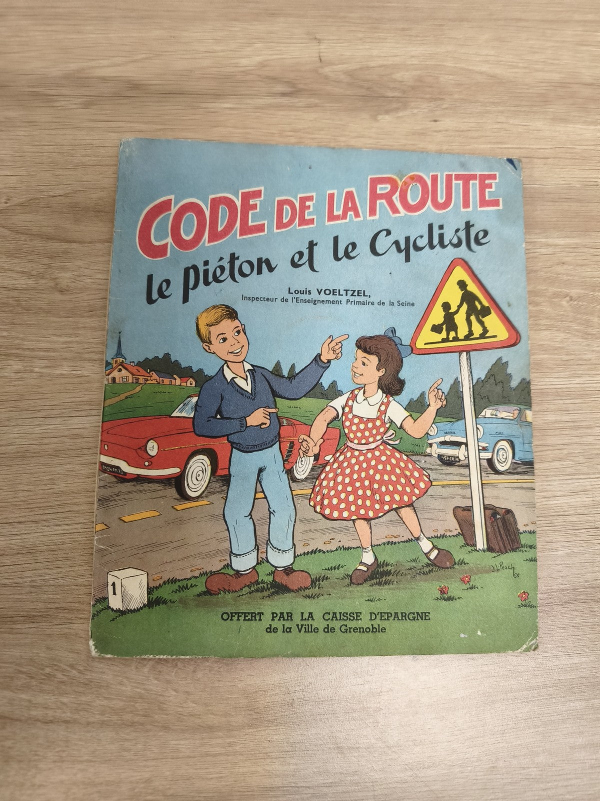 Livre ancien Code de la Route piéton cycliste illustré, Caisse d?Épargne Grenobl