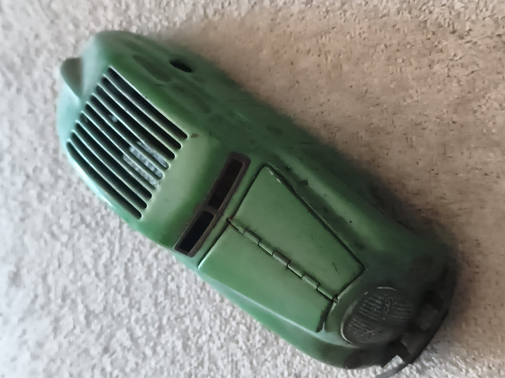 Voiture miniature Schuco Kommandocar, base noire, inscription visible