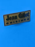 Pin's vintage publicitaire Jean Gilet Cuisines rectangulaire jaune vert (Ref 8)