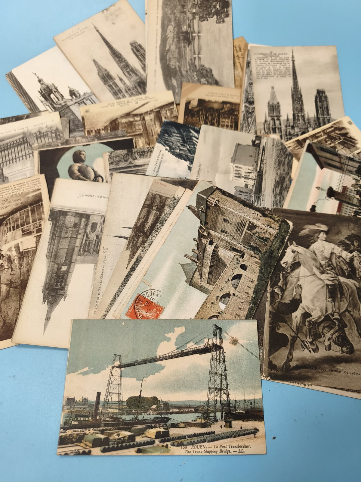 Lot cartes postales anciennes CPA divers lieux France, monuments, scènes rétro