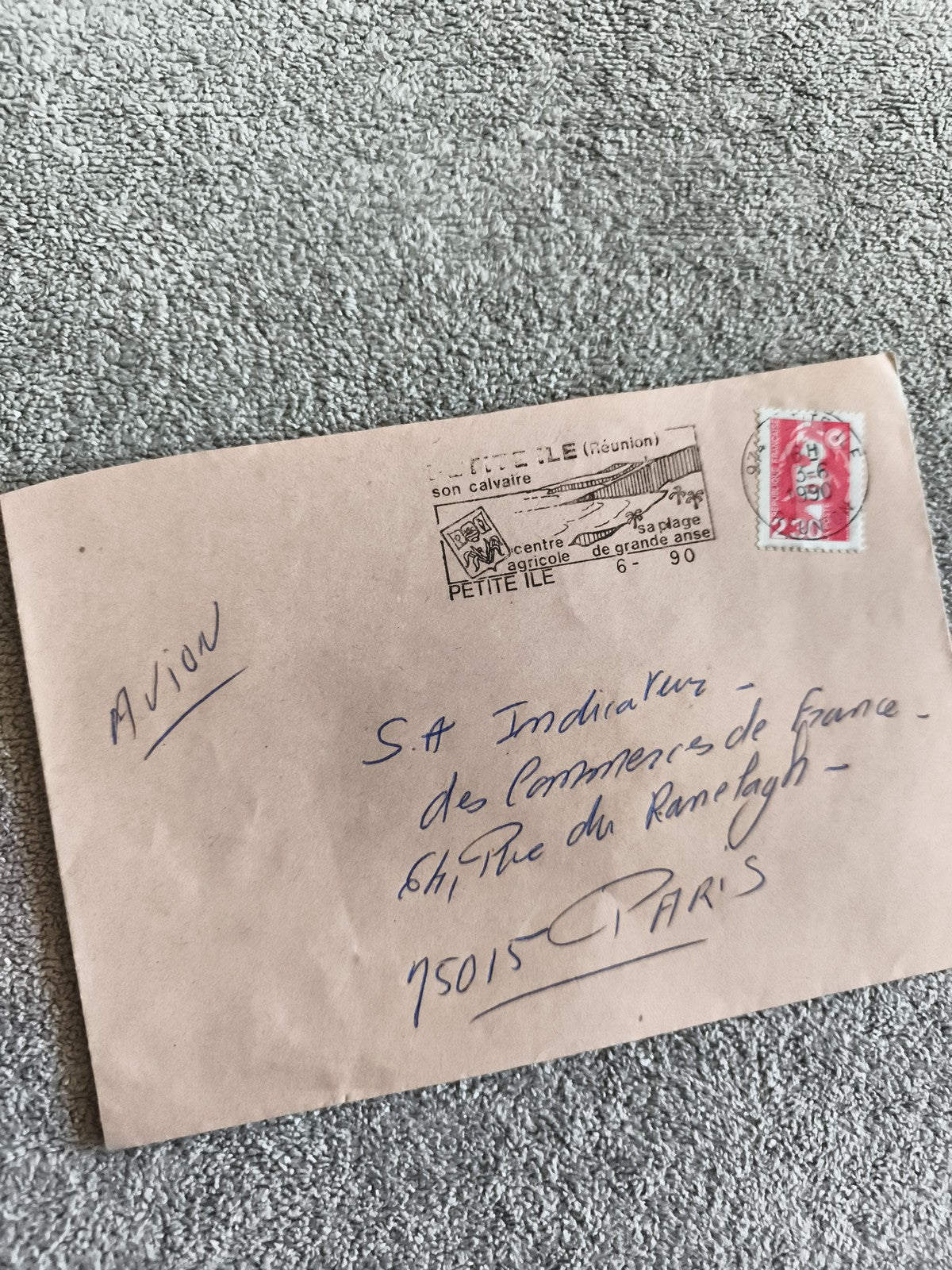 Lettre affranchie Réunion 1990, cachet Petite-Île, timbre Marianne, Paris avion
