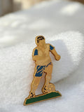 Pin's vintage joueur football OM Marseille ancien badge rétro rare