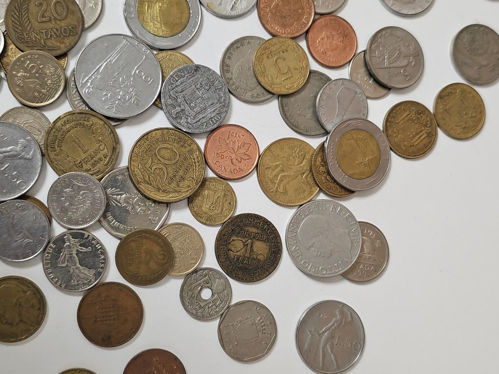 Gros lot vintage de pièces anciennes diverses pour collection, bricolage ou déco