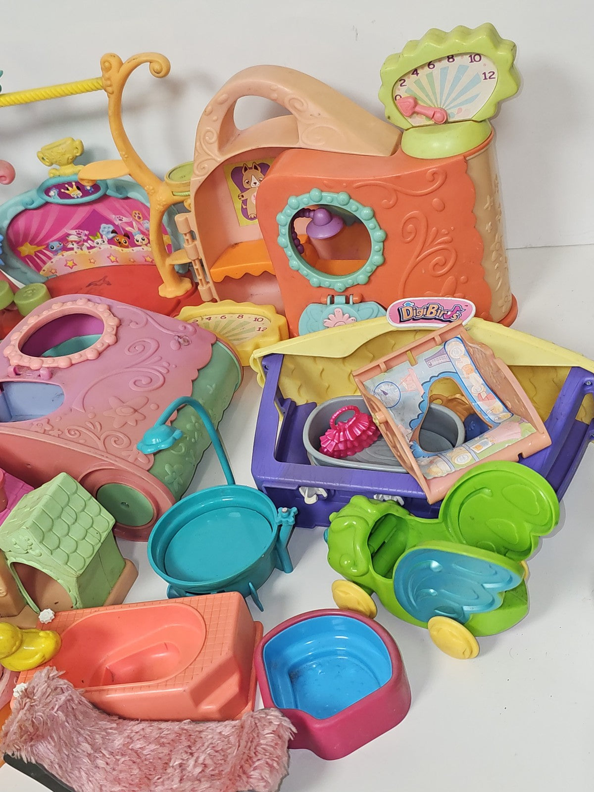 Gros lot maisons et accessoires Littlest Petshop Petshop maison animaux jouets e
