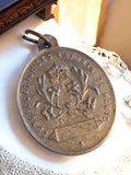 Médaille religieuse vintage Congrégation des Enfants de Marie, aspect bronze