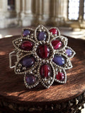 Boucle de ceinture vintage métal motif floral cabochons rouge violet