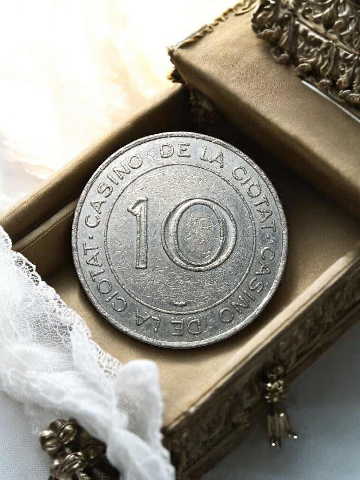 Jeton de casino vintage métal Casino de La Ciotat 10 ancien accessoire