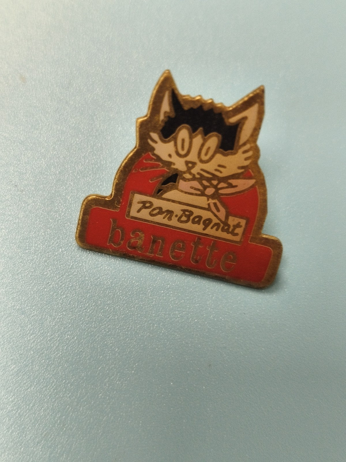 Pin's vintage Banette chat Pan Bagnat émaillé ancien collection