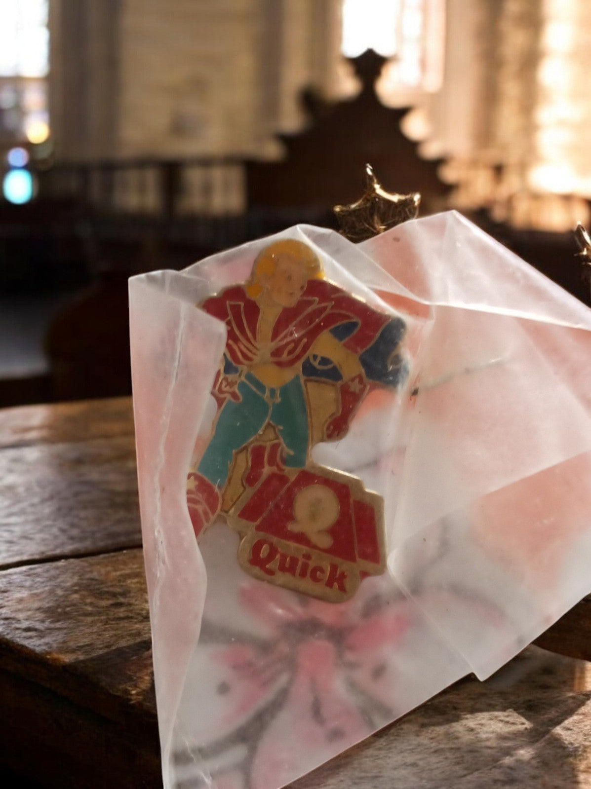 Pin's vintage du Restaurant Quick - Accessoire rétro de collection