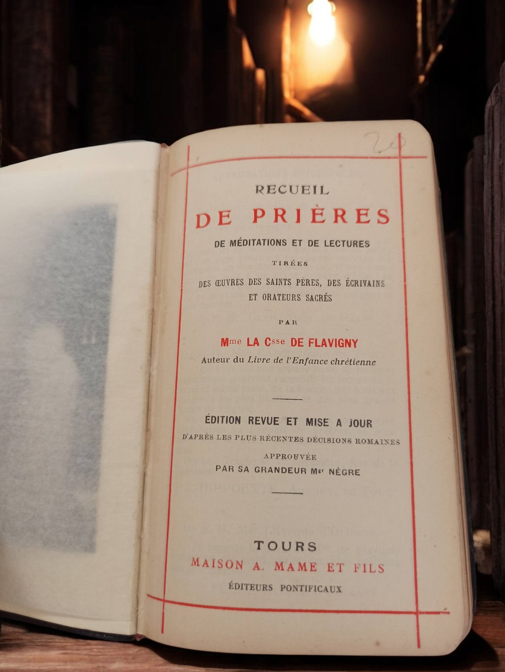 Livre ancien Recueil de Prières Maison Mame vintage méditations rétro rare
