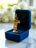 Pendentif croix catholique vintage plaqué or finition brillante bijou religieux