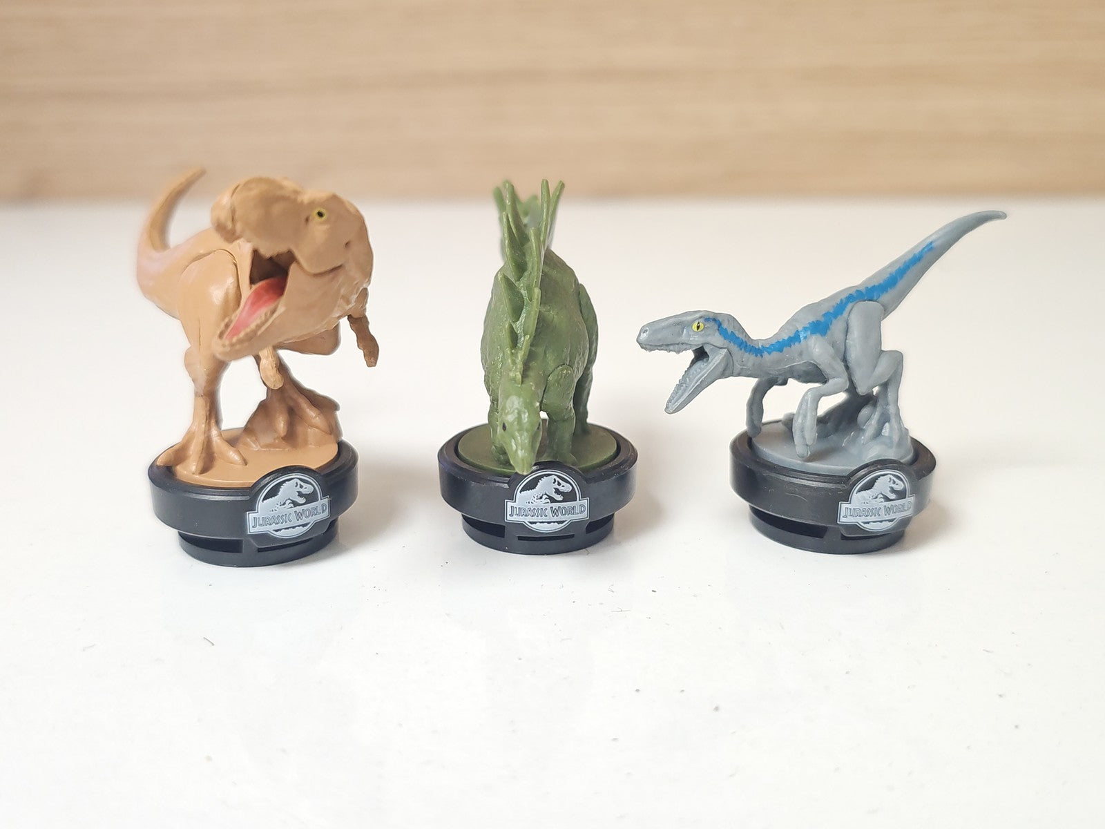 Lot 3 figurines dinosaures Jurassic Park film jouets enfants déco thème préhisto