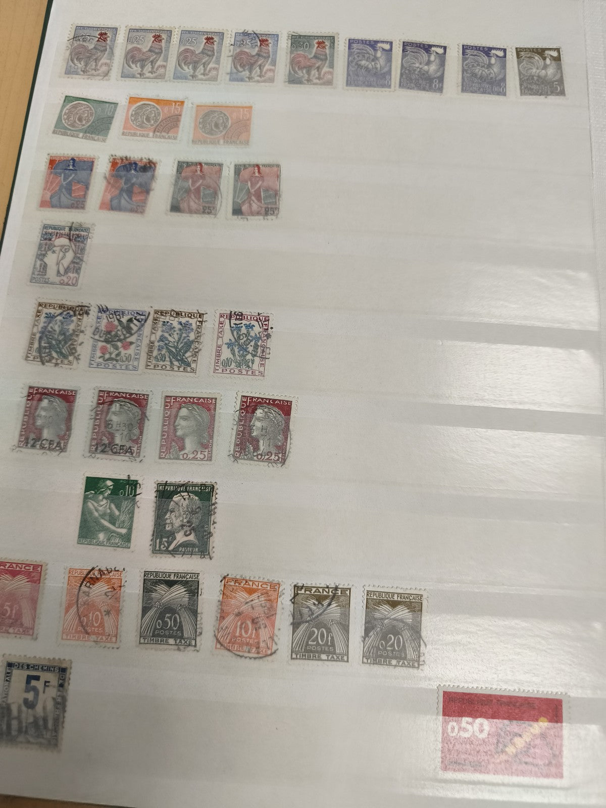 Lot timbres France anciens oblitérés divers motifs et valeurs philatélie