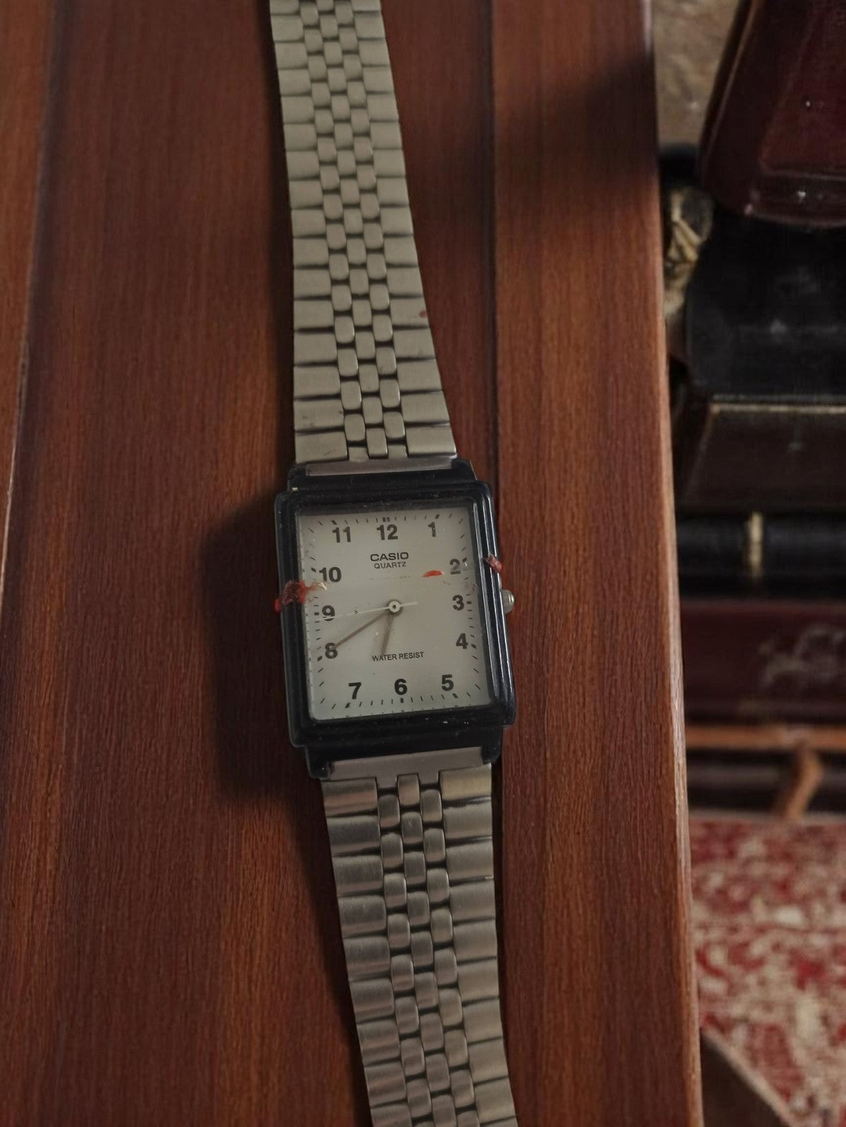 Montre Casio Homme Vintage Quartz cadran carré bracelet métal rétro